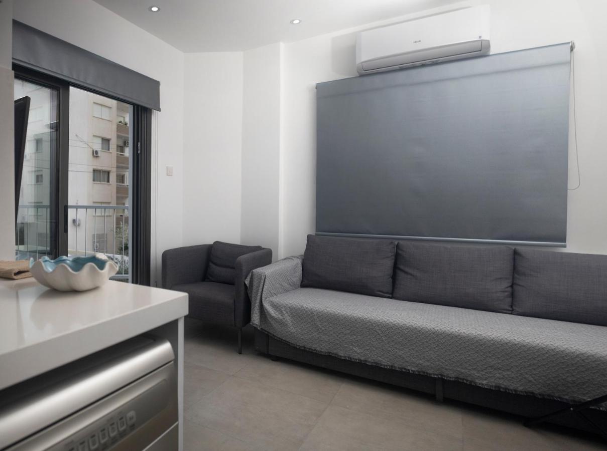 Lovely 2 Bed Apartment In Larnaca City Centre المظهر الخارجي الصورة